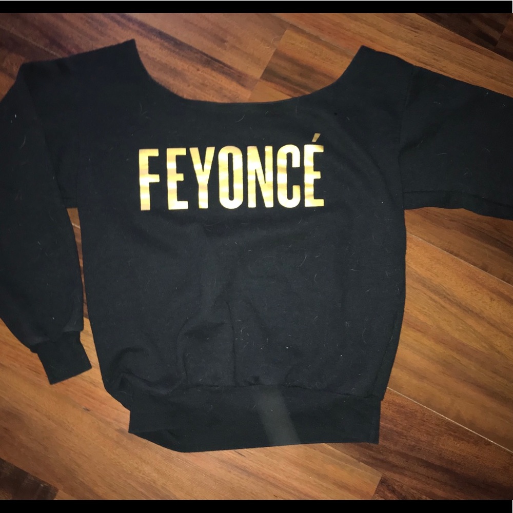 “Feyonce” fiancé sweatshirt size s